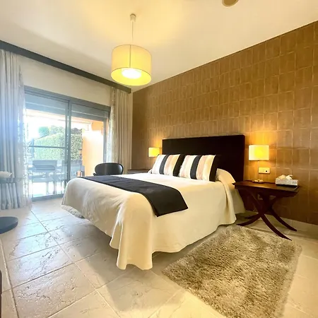 Apartment Luxury 2-bed In Benatalaya Estepona