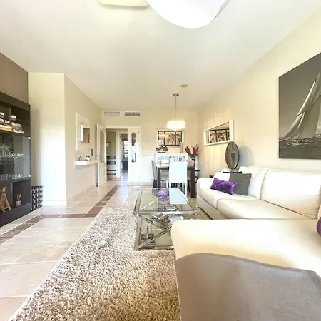 Апартаменты Luxury 2-bed In Benatalaya