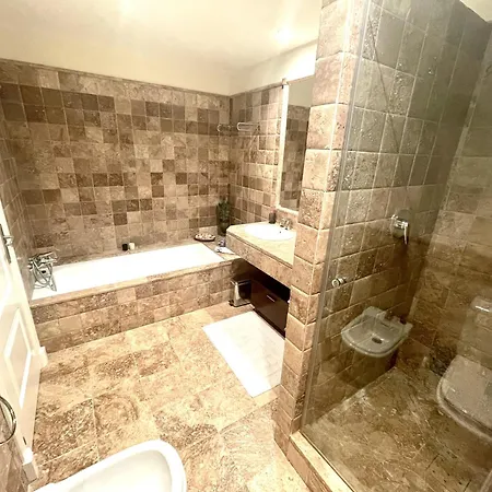 Luxury 2-bed In Benatalaya *